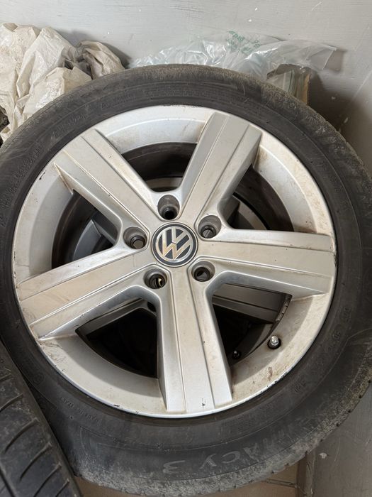 Komplet kół , felgi aluminiowe Vw , opony, koła