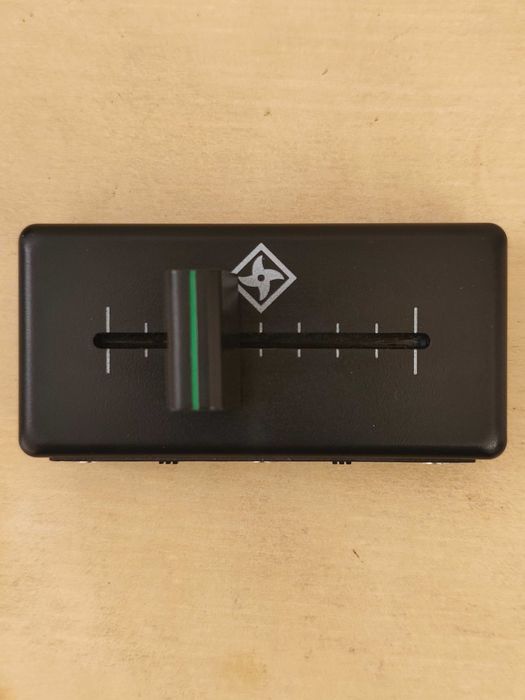 Stokyo Kutter crossfader portátil
