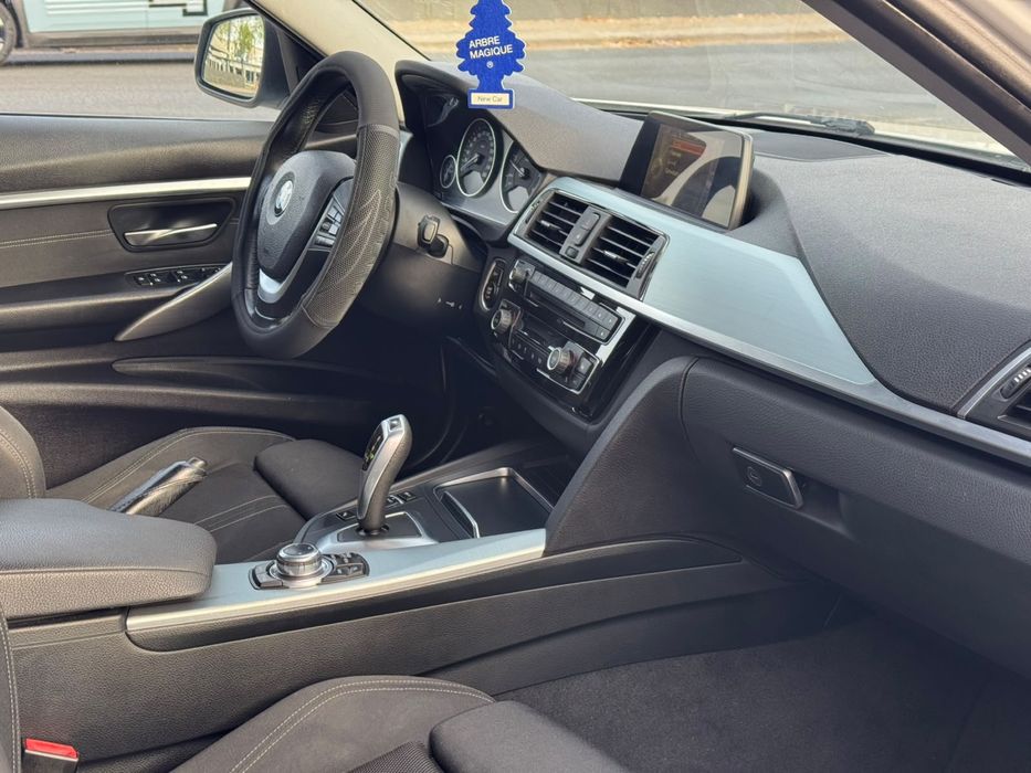 BMW 320d Sport-Line Lci 190cv Auto - 16