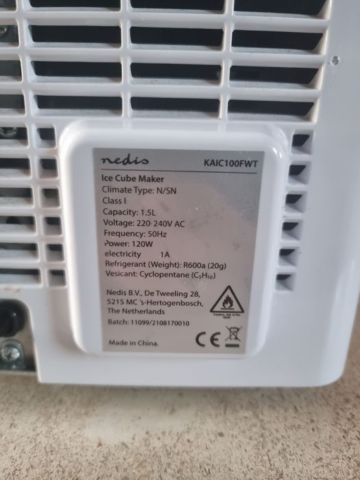 Maquina de fazer gelo