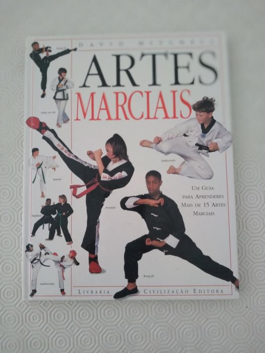 Livro "Artes Marciais", David Mitchell