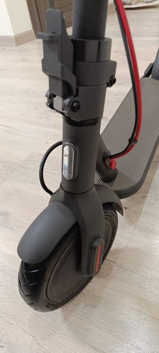 Електросамокат Xiaomi Electric Scooter 4