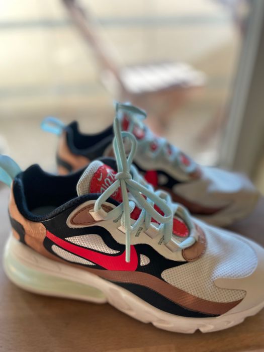 Nike Air Max React 270