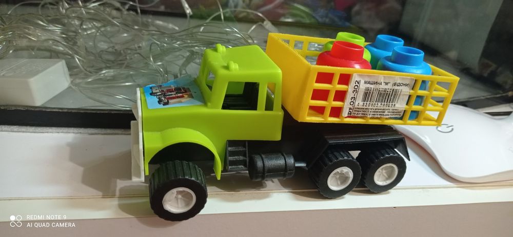 Продам дитячі самоскиди