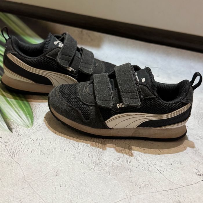 Кросівки кроссовки кросовки Puma оригінал розмір 25