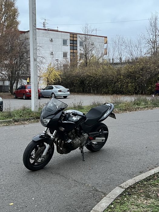 Honda Hornet S 2000