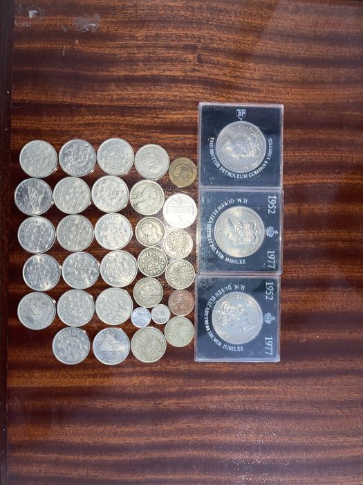 Vendo Moedas antigas Urgente