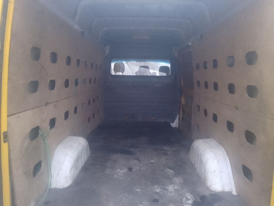 Mercedes sprinter 208