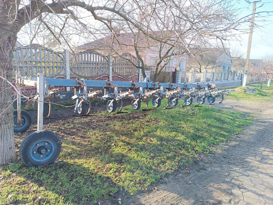 Культиватор міжурядковий КРН-5.6