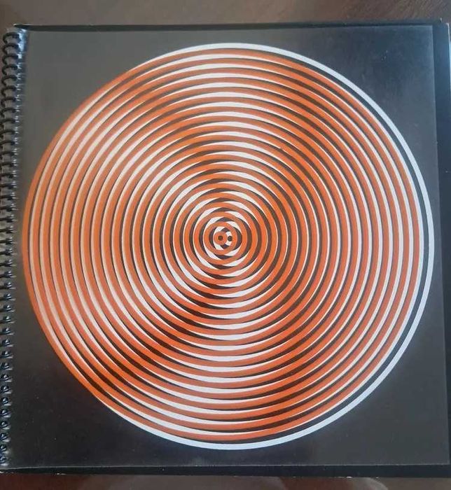 Catálogo de Exposição de Esculturas de Artistas Alemães