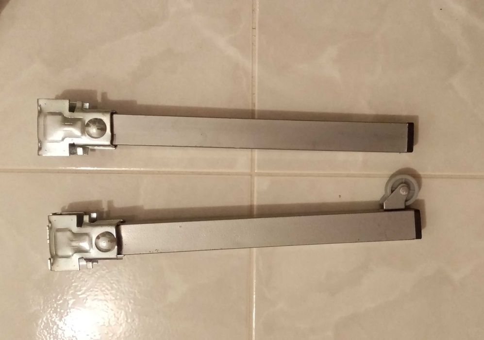 Estrado para cama de solteiro - como novo