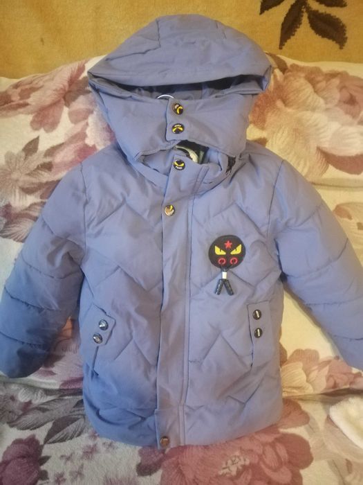 Курточка, девочка 7-8років