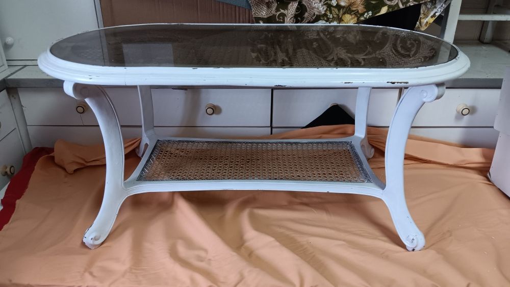 Mesa de sala com vidro