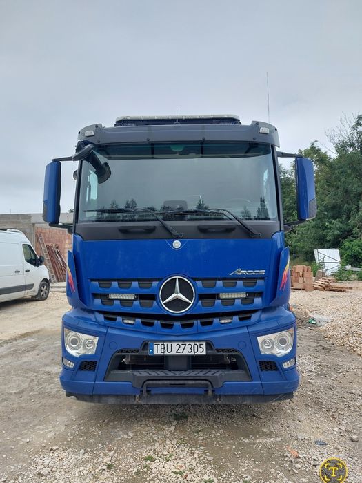 Mercedes-Benz Arocs