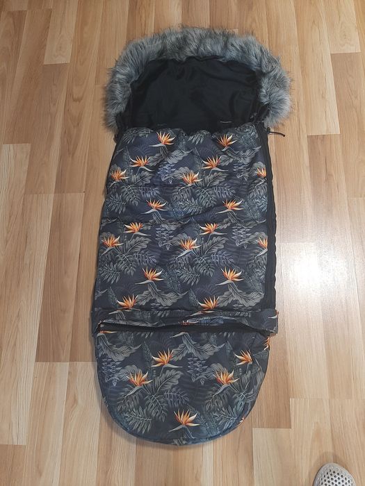 Śpiworek niemowlęcy do wózka gondoli sanek