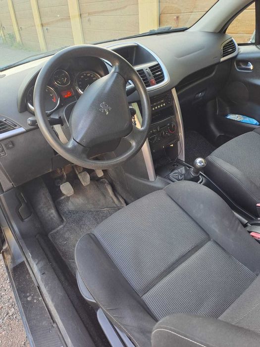 Peugeot 207CC idealny kabriolet na lato
