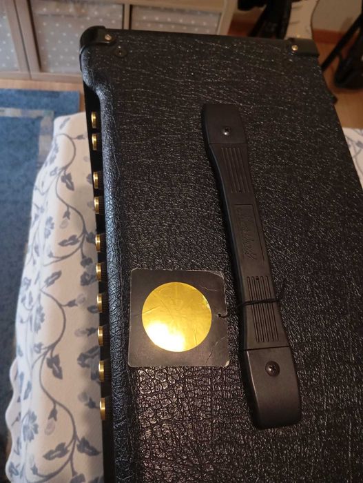 Amplificador Marshall 20 watts Combo