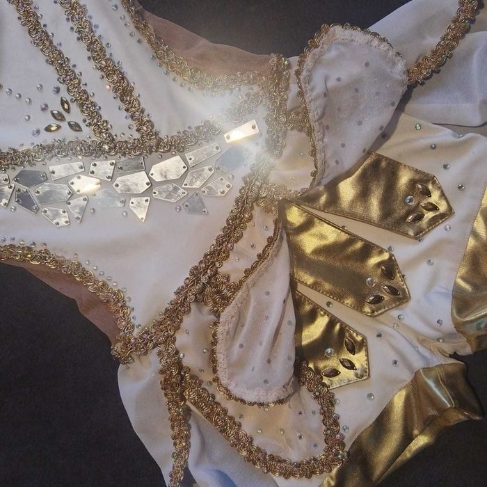 Strój startowy gimnastyka artystyczna