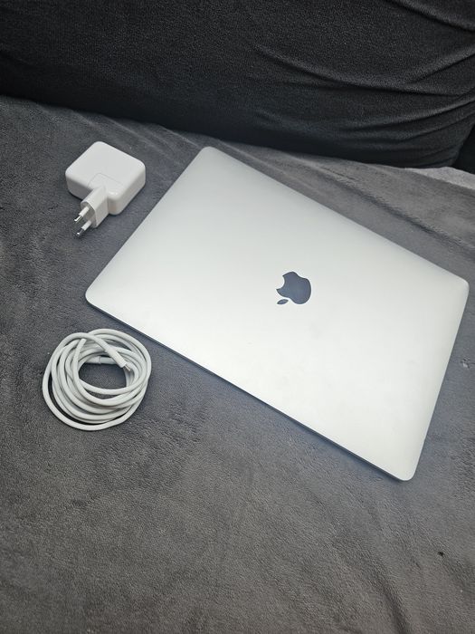 Apple Macbook air 2020