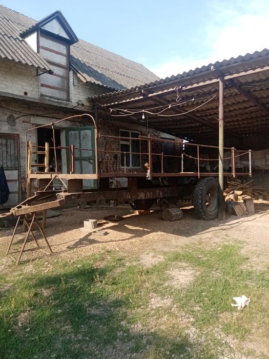 Причіп для трактора