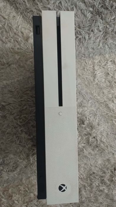 Konsola Xbox One S + 1 oryginalne pady nowy dysk szybszy I gry