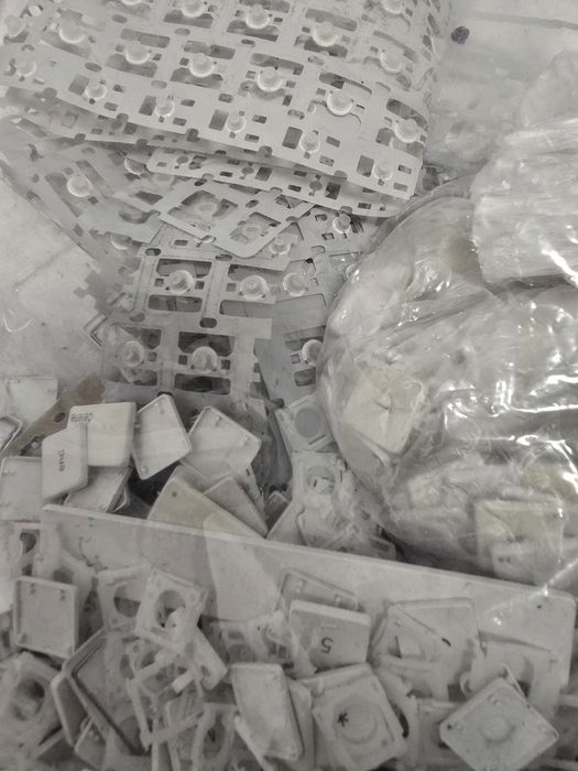Klawisze Apple A1243 wysyłka w cenie
