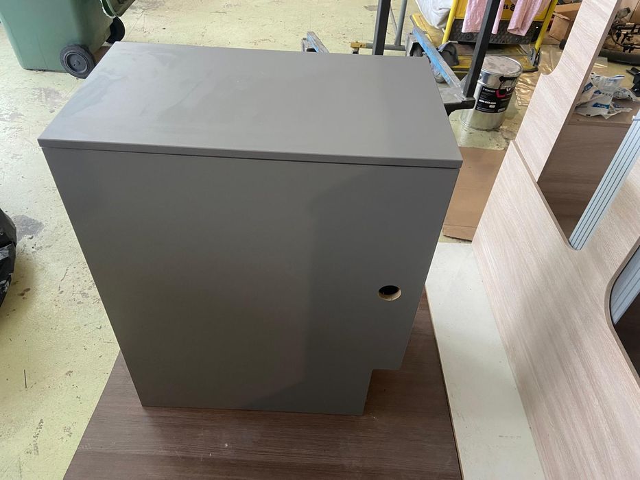 Szafka kamperowa  kamper solidna mocna konstrukcja