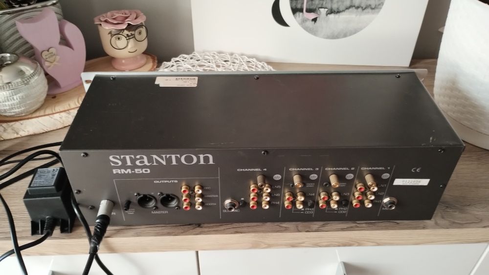 Dj mixer Stanton  RM-50