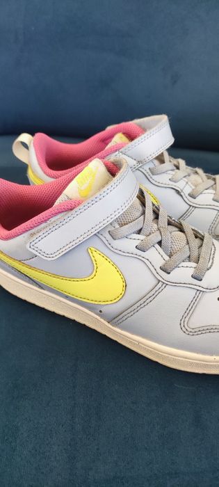 Buty sportowe Nike na rzepy r.35