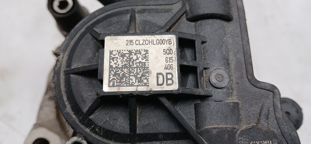 Pinça travão / maxila de travão trás direita VOLKSWAGEN Golf VII (5G1,