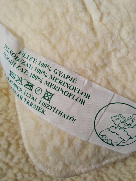 Komplet wełnianej pościeli kołdra i dwie poduszki merino wool