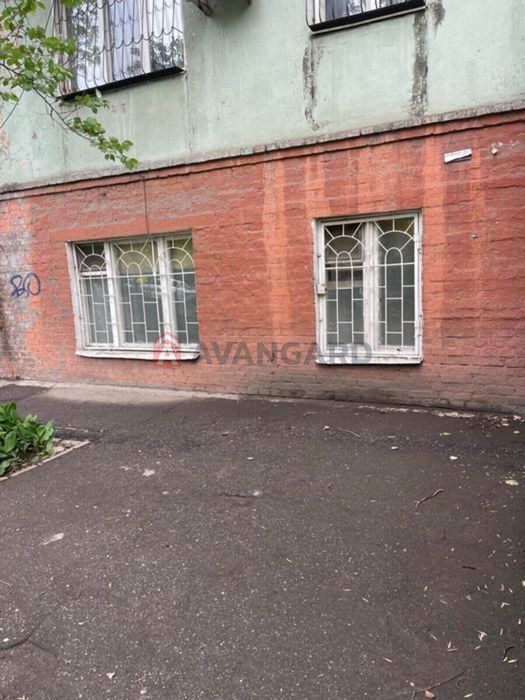 Продаж 2 кім квартири Почтова 163
