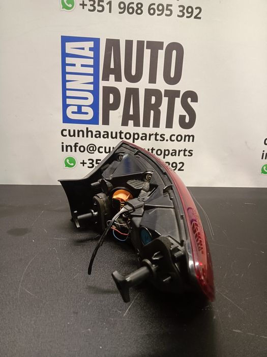 Farolim esquerdo Renault Megane IV Grandtour