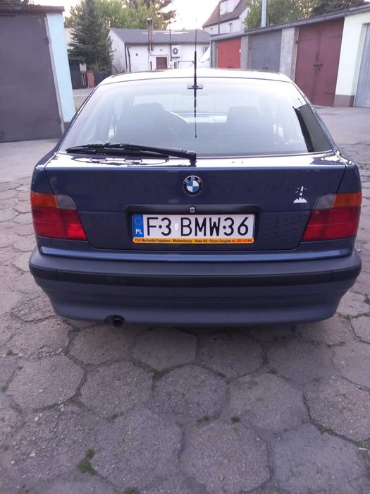 BMW 316i Compact E36 30 letni piękny klasyk