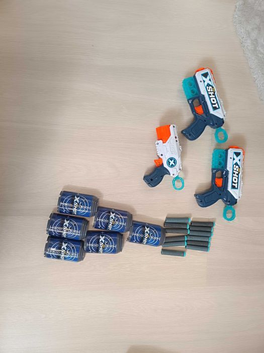 zestaw pistoletów xshot.