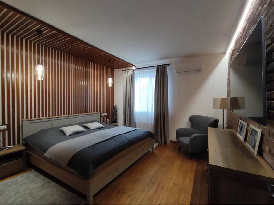 Продам дом в пещанке два дома на участке