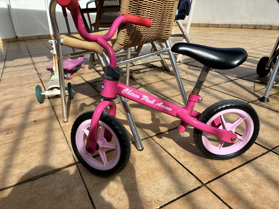 Trotinete Skate Fisher Price Bicicleta de equilibrio Chicco