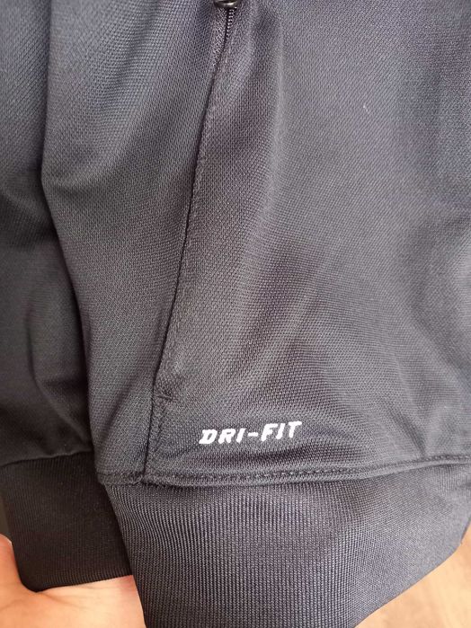 Оригінальна кофта nike dri fit p.146