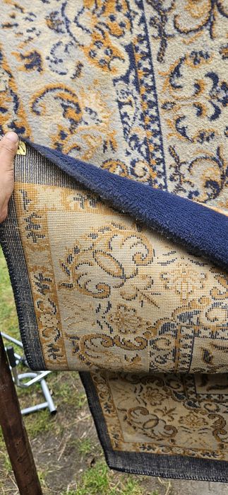 Stary Dywan Babci  330/250