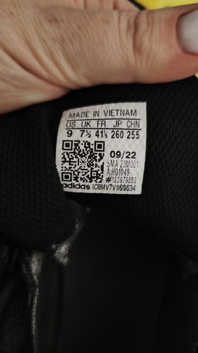 Продам взуття б/у