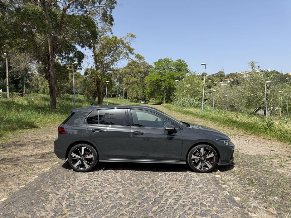 Golf 8 GTE Híbrido Plug-in *Iva dedutível