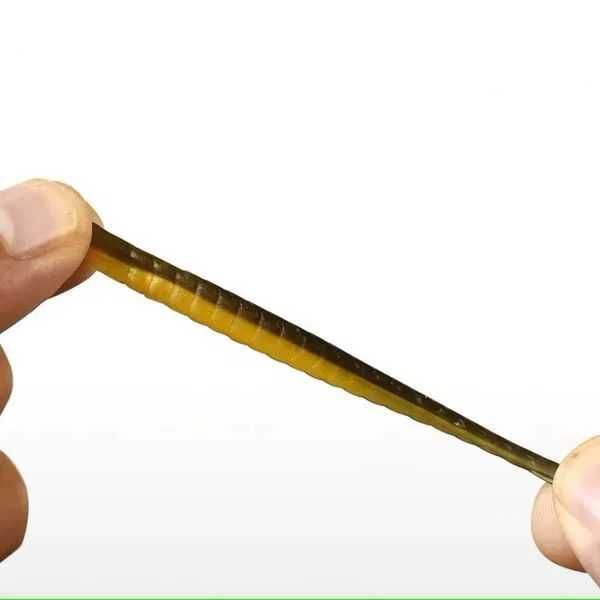 Przynęty gumy. 40 szt+20 haków+ pudełko. komplet. jaskółczy ogon.