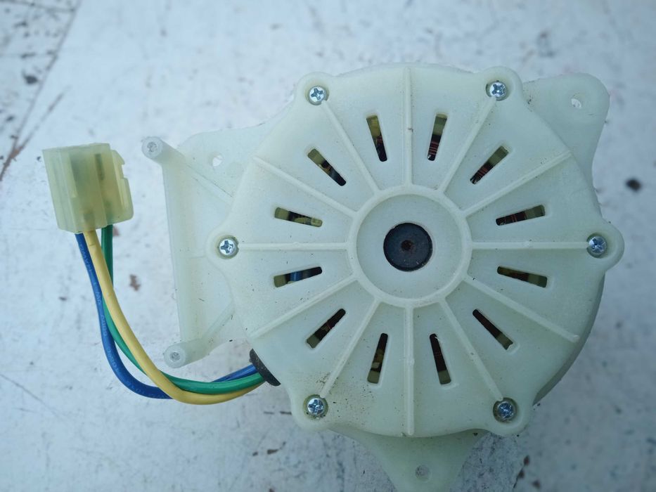 Silnik magnetoelektryczny kosiarki akumulatorowej Einhell 36/36