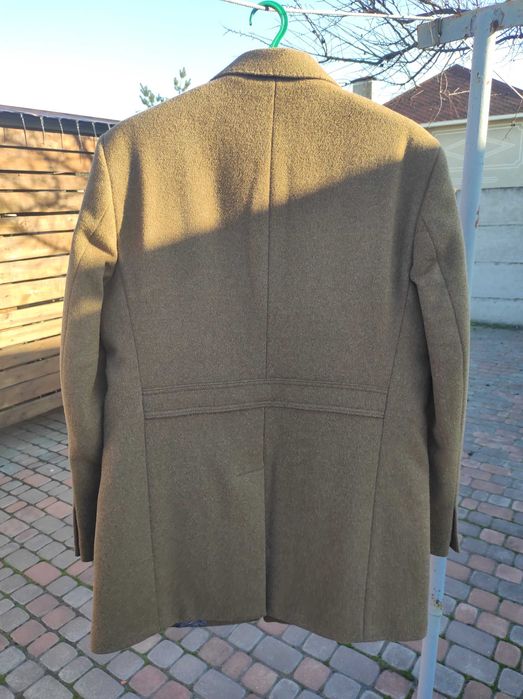 Чоловіче пальтo,