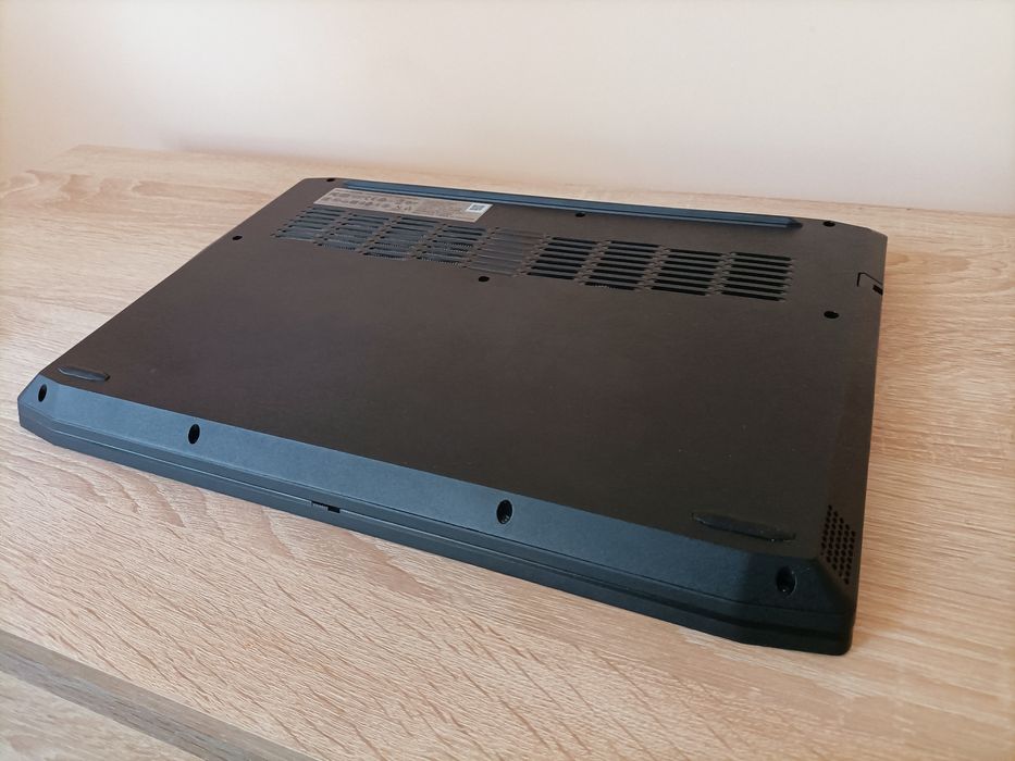 LaPtoP Lenovo Ideapad gaming 3 i7/16GB/512GB/SSD/GEFORCE 1650!!