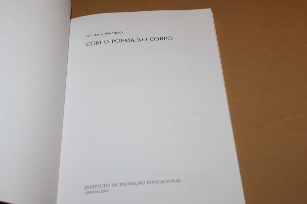 Com o Poema no Corpo// Gisela Cañamero