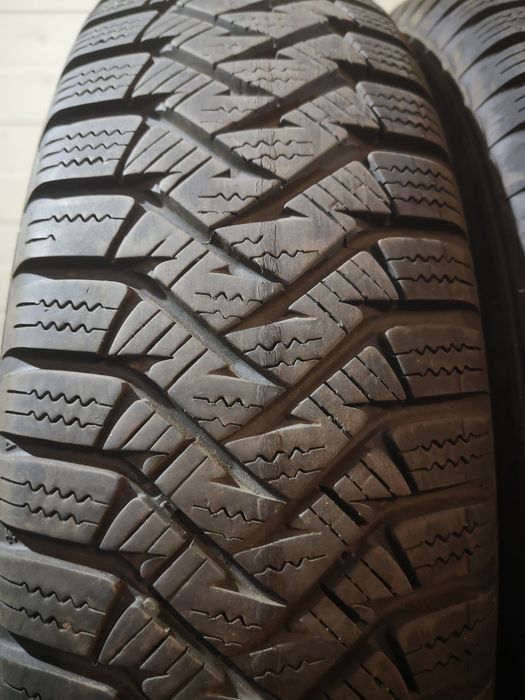 Opony zimowe Laufenn Fit 155 80 r13