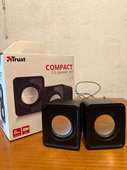 Vendo colunas Trust para Pc