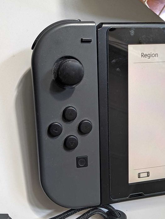 Nintendo Switch HAC-001(-01) + 128GB + 3 Jogos + Case de Transporte