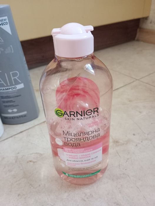 Побутова хімія, гель для душу, шампунь, мило